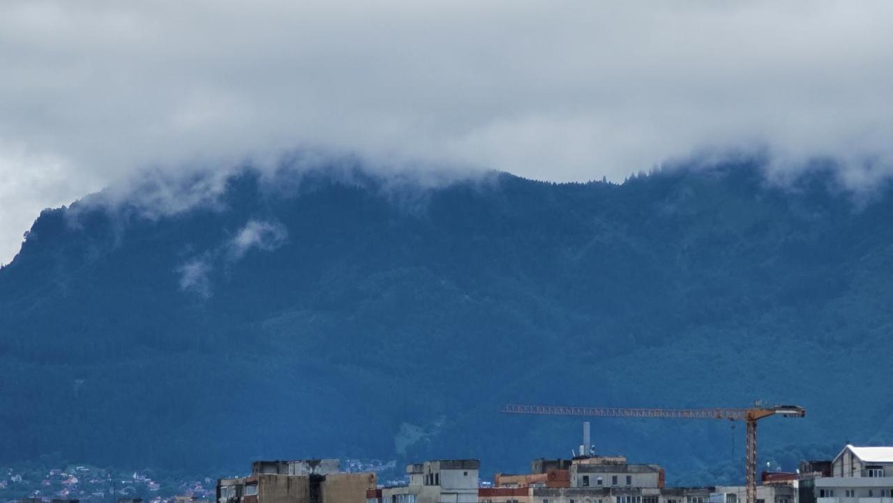 Mei Blue Brasov Bagian luar foto