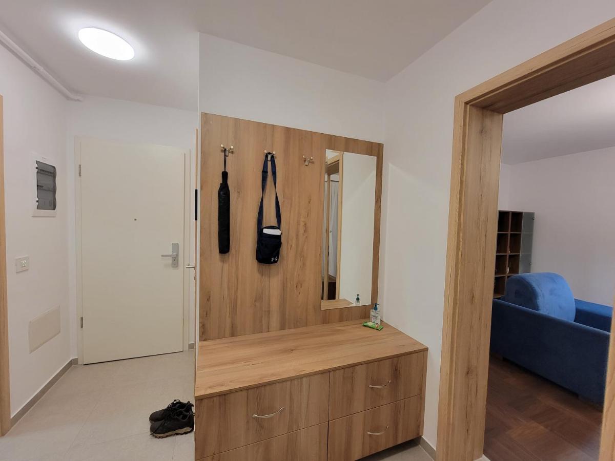 Mei Blue Brasov Bagian luar foto